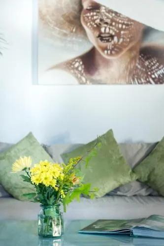 La Bohemia Del Rio Boutique - Adults Only 2* Santa Eulalia del Río